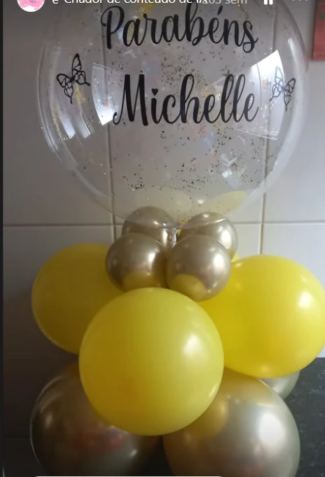 Balão personalizado com o nome Michelle
