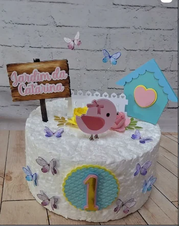 Topo de bolo Jardim da Catarina para aniversário de 1 ano